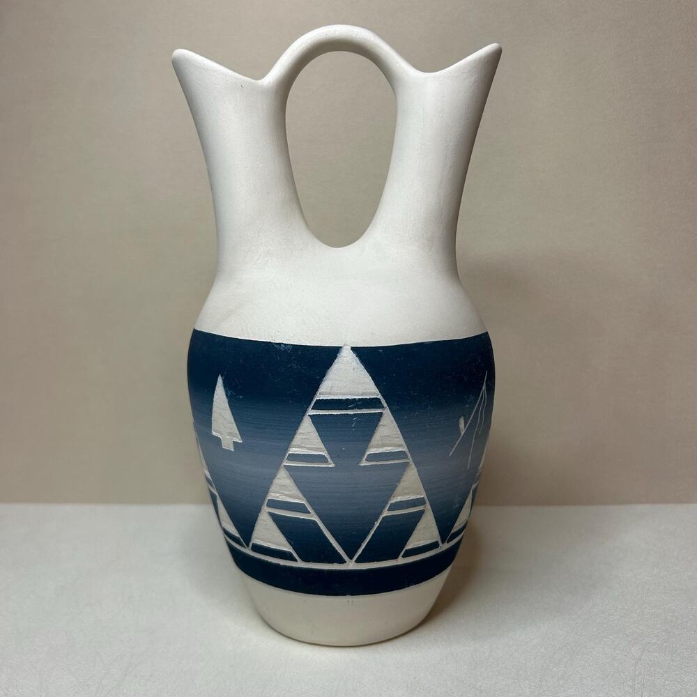 Vintage Southwest Navajo Style Sgraffito Wedding Vase